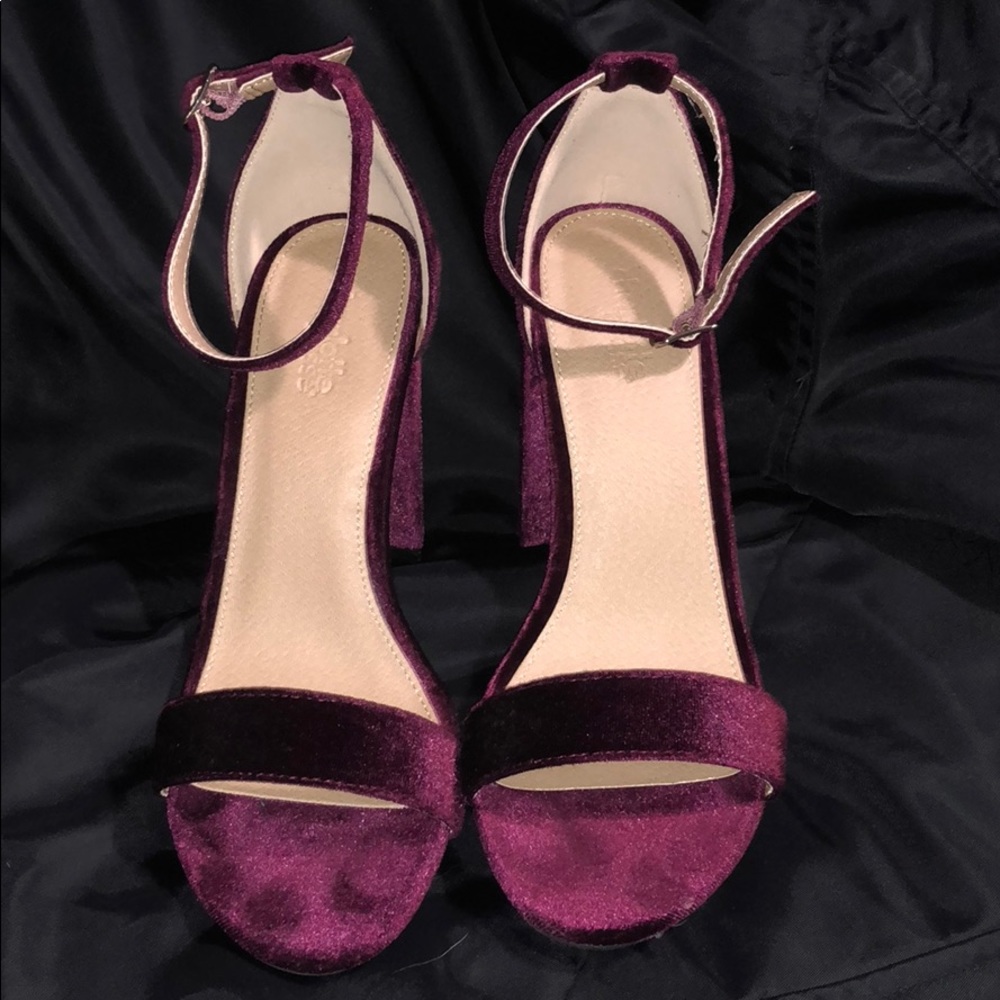 BEECA Wine High Heel